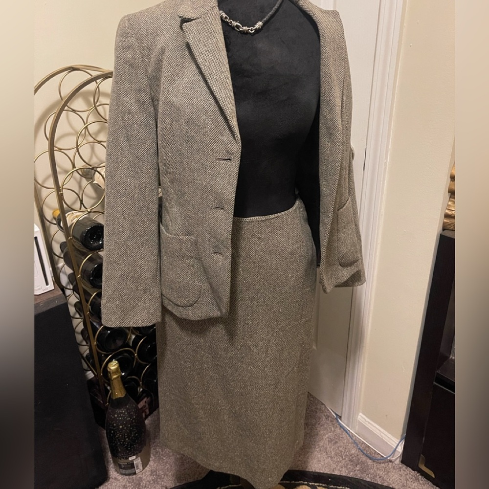 2 pc United Colors of Benetton wool suit